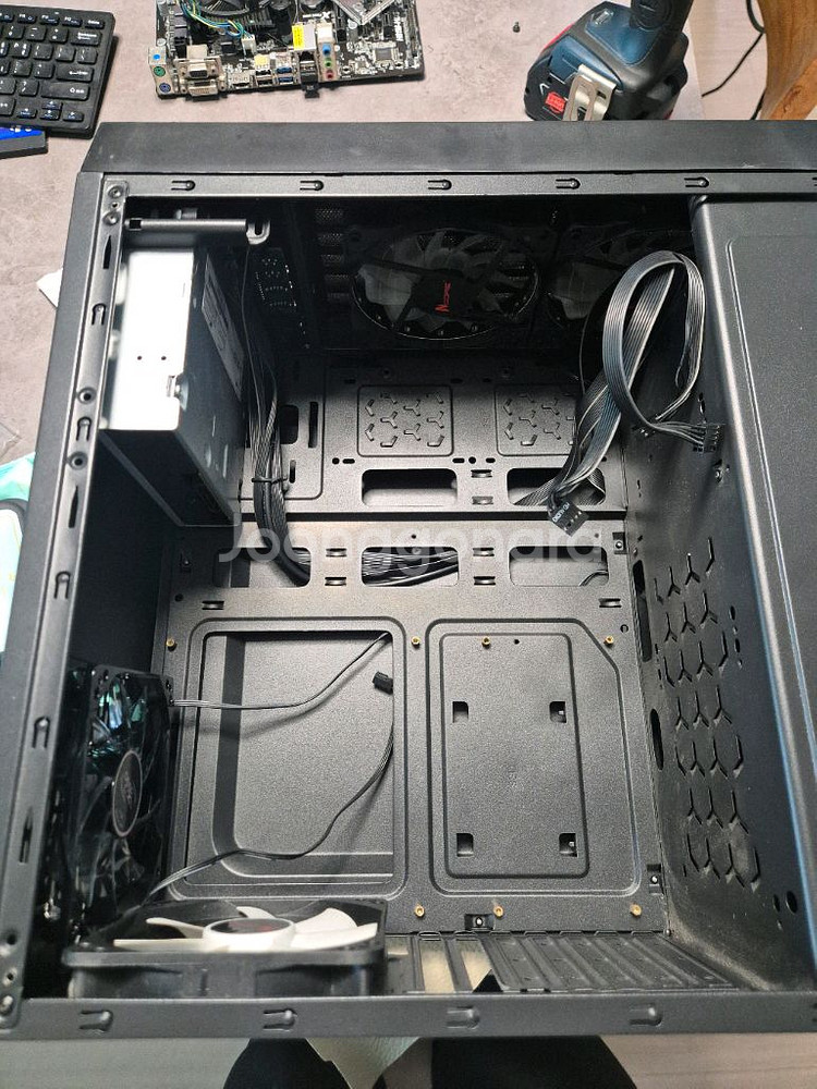 PC 케이스 상태좋고 + 파워 500W 작동잘됩니다--7