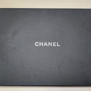 샤넬 보이 클러치 블랙