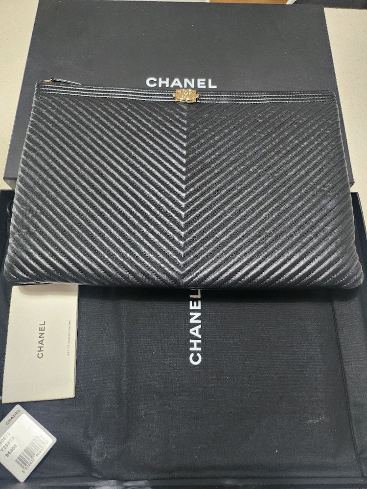 샤넬 보이 클러치 블랙--2