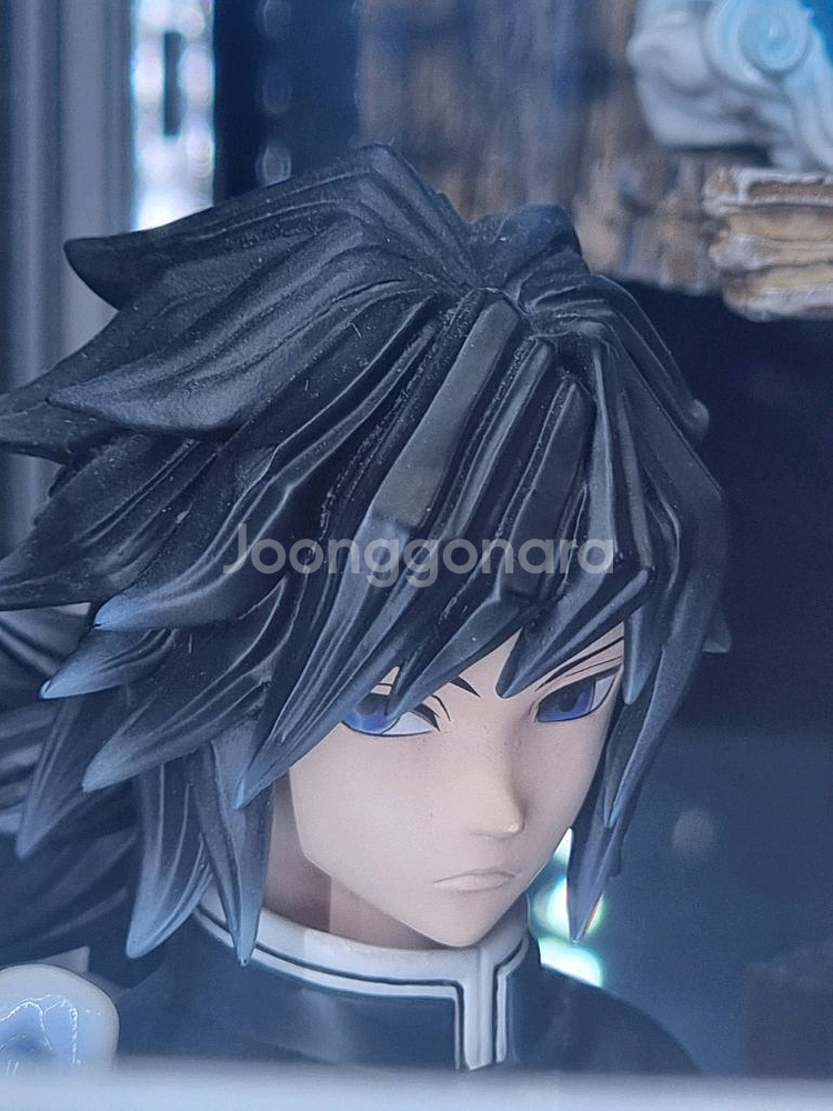 귀멸의칼날 기유 레진 피규어 주오반 기유 판매합니다--4