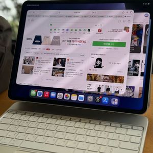 아이패드 프로 M4 13인치 1테라+키보드+펜슬 풀세트
