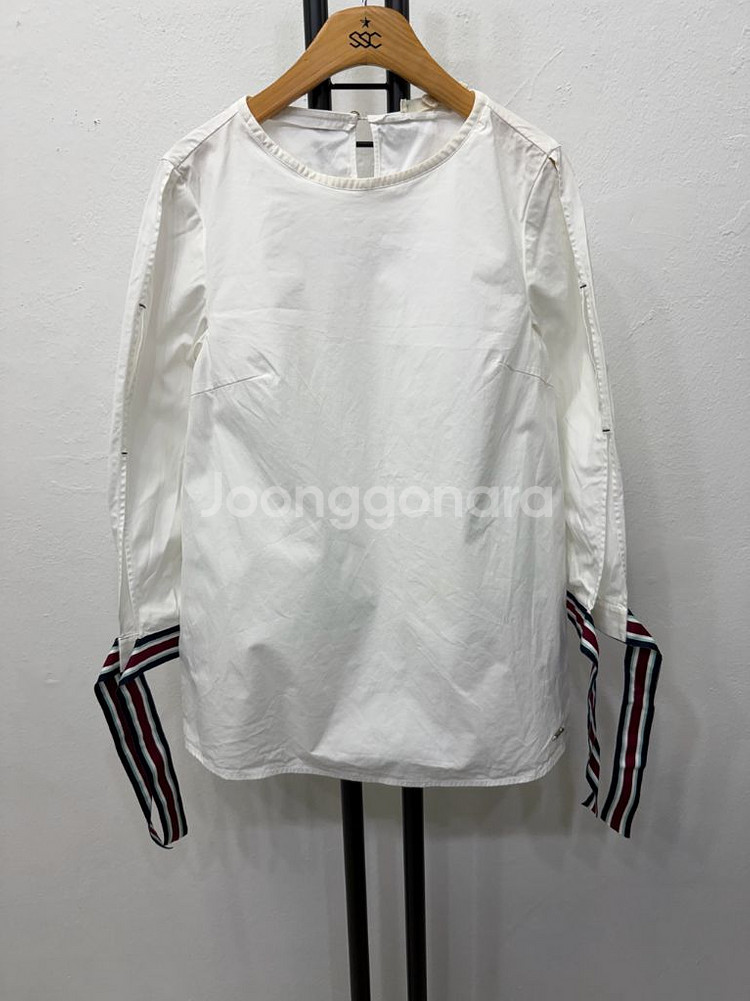 정품) 테드베이커 여성 스트라이프 리본 디테일 블라우스--0