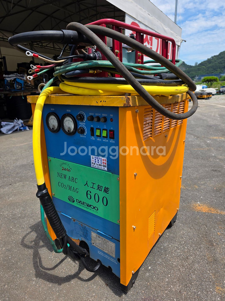 대우 SCR CO2용접기 600A 중고용접기--0