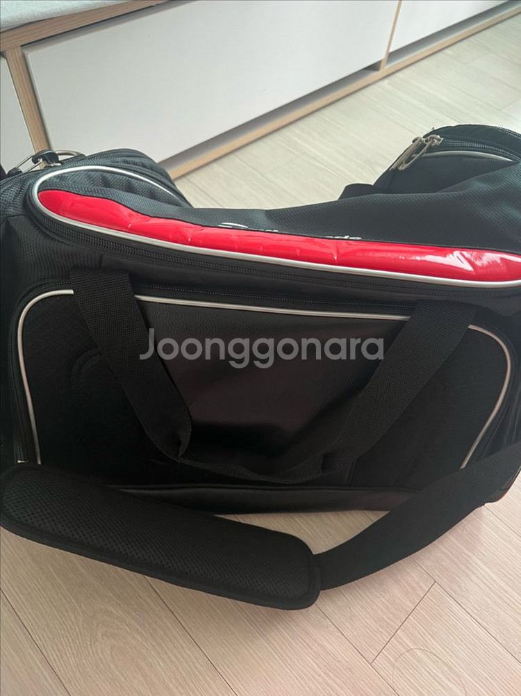 테일러메이드 보스턴백 판매합니다!--0