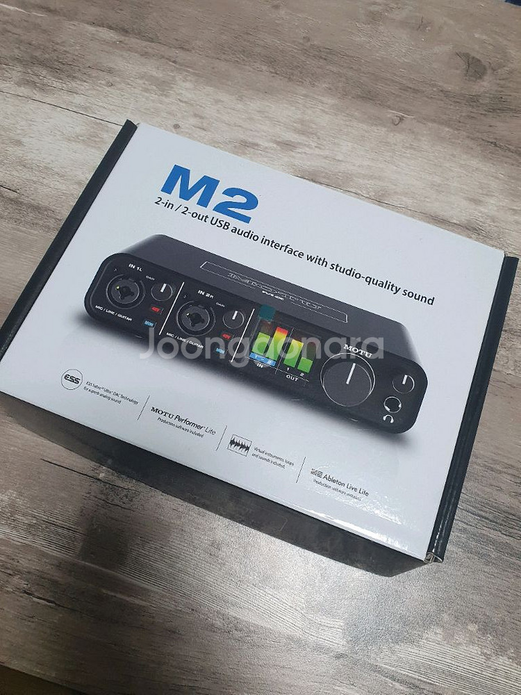 모투 Motu M2--0