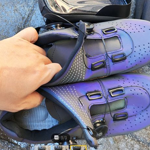 클릿 클릿 슈즈 세트 팝니다 이미지