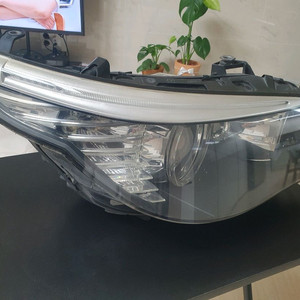 e60 전조등 좌우한셑