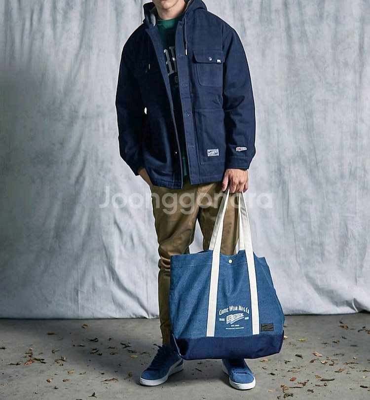 크리틱 후드 자켓 L--0