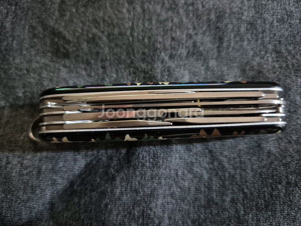 빅토리녹스 헌츠맨 카모 (밀리터리 디자인)--1