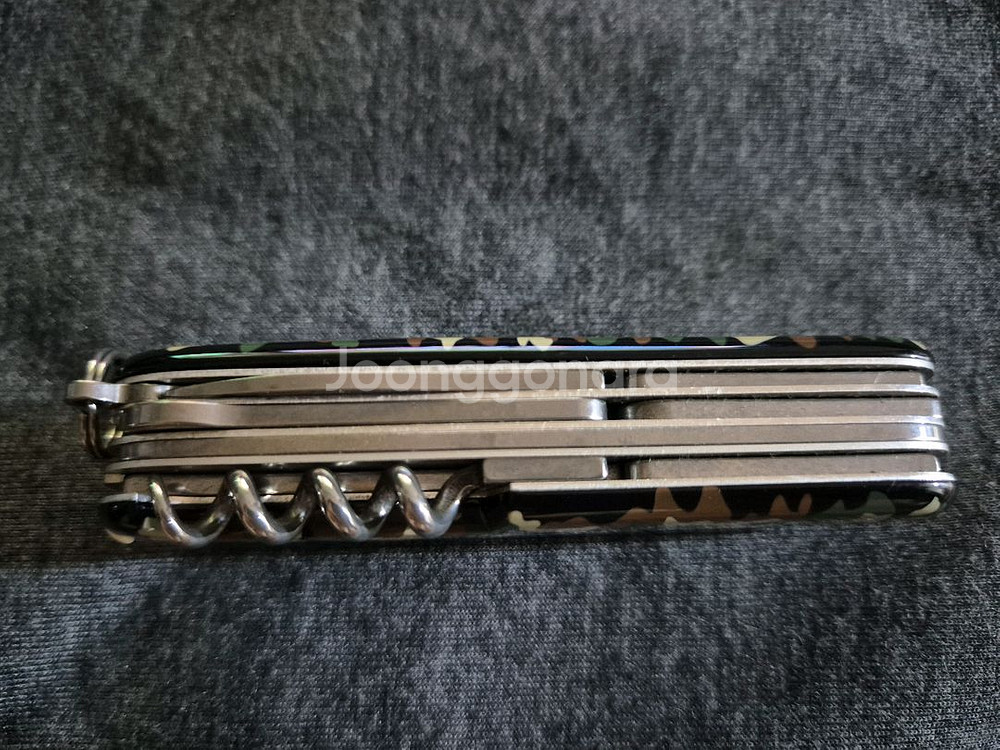 빅토리녹스 헌츠맨 카모 (밀리터리 디자인)--3