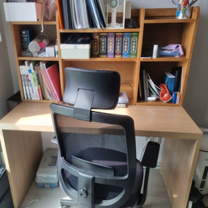 리바트 책상 의자