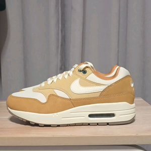 나이키 에어맥스 1 87 위트 235사이즈 새제품