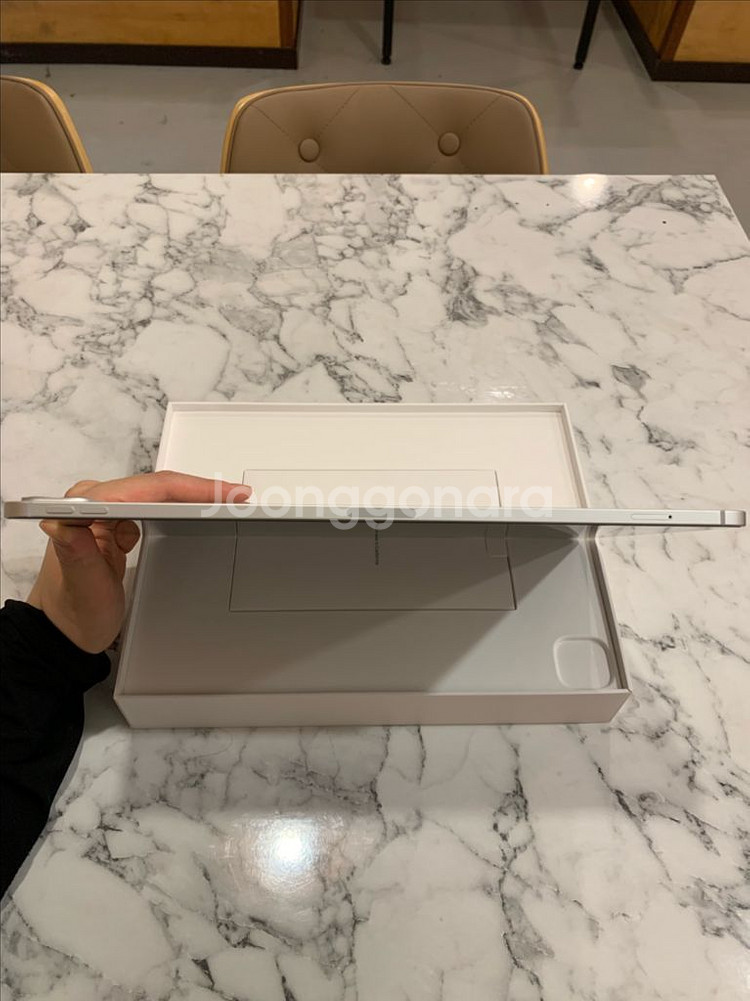 iPad Pro 12.9 4세대 256GB 셀룰러--2