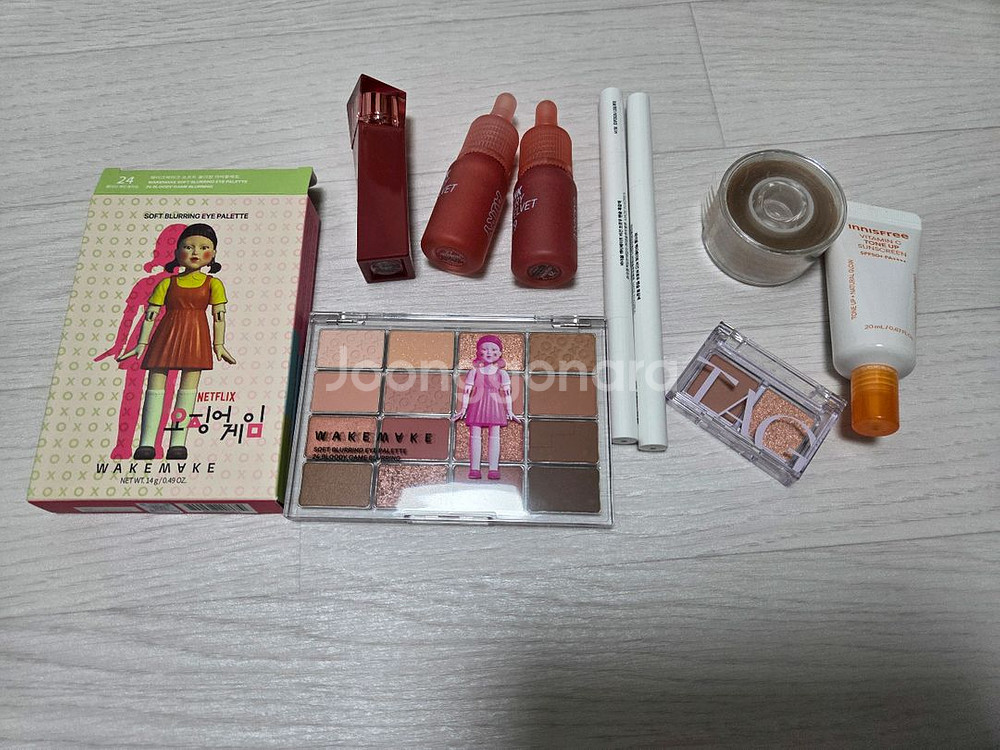웨이크메이크 섀도우 팔레트 새제품 외 화장품 일괄 무배--0