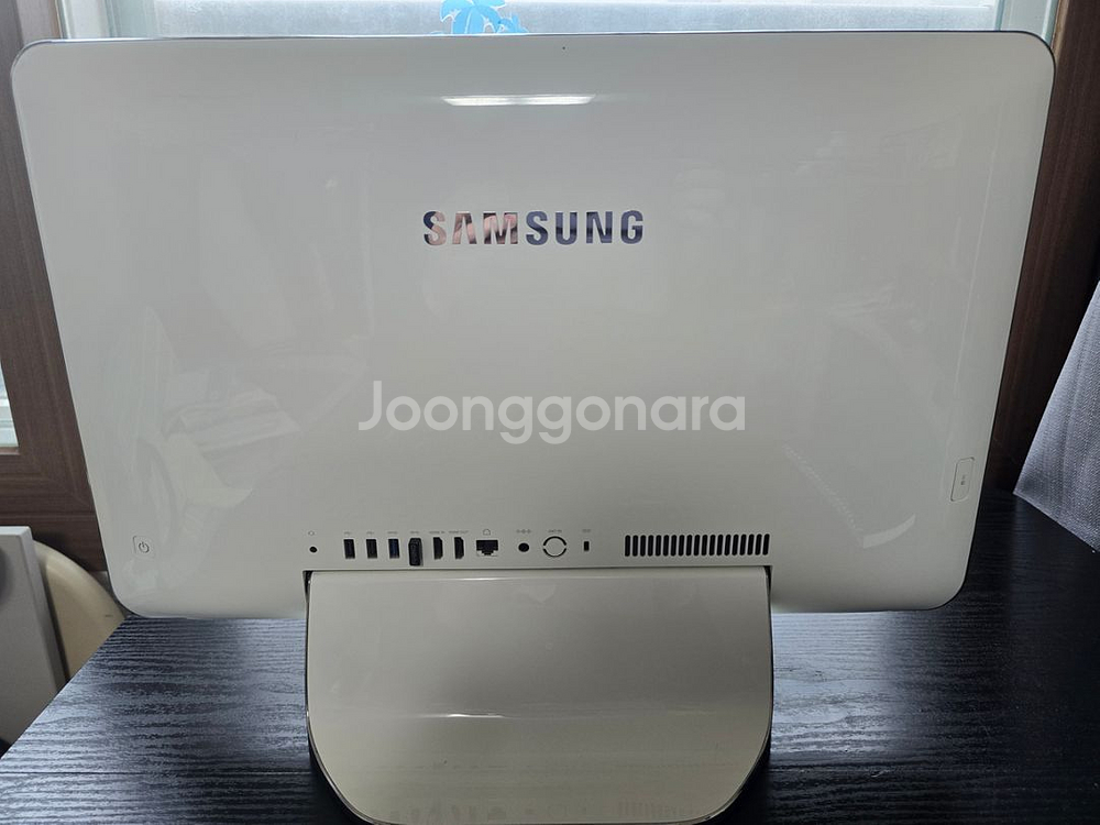 삼성 22인치 일체형 PC 팝니다.--3