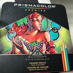 프리즈마 색연필 72색 이랑 17개 낱개 일괄로 판매합