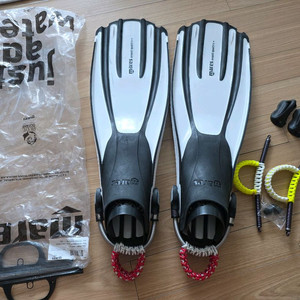 마레스 콰트로 플러스 화이트 XL(가격수정)