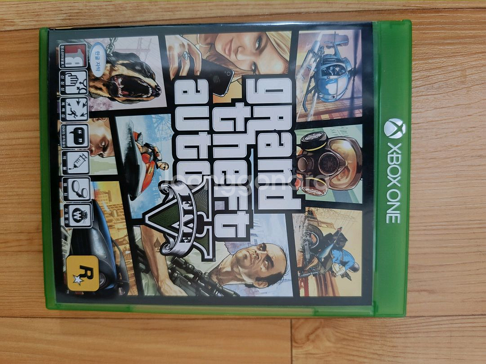 XBOX ONE GTA5--0