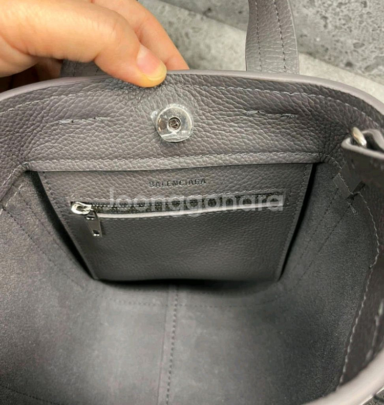 정품.발렌시아가 미니백--2