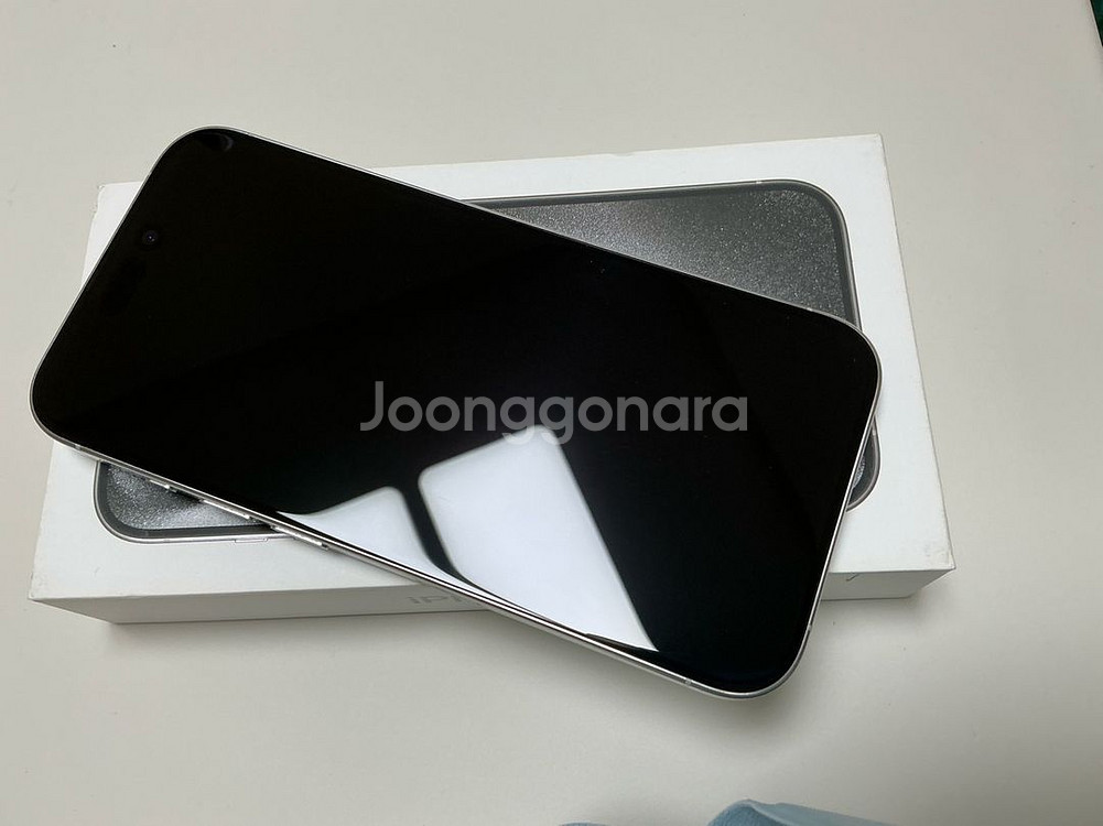 아이폰 15프로 256G 실버 S급--7