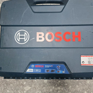 보쉬 충전임팩드라이버 GDX 18V-200 미사용
