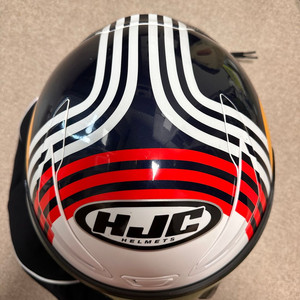 추가)홍진 알파1 오스틴 레드불 헬멧팝니다. 실착2회