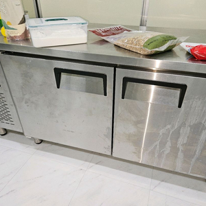 우성 1800 테이블냉장고