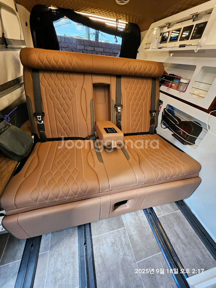 스타리아 마레캠핑카 LPG 9인승 라운지 인스퍼 24년--2