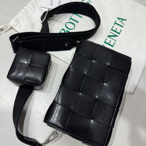 보테가베네타 이서진백 보테가 남자 카세트백