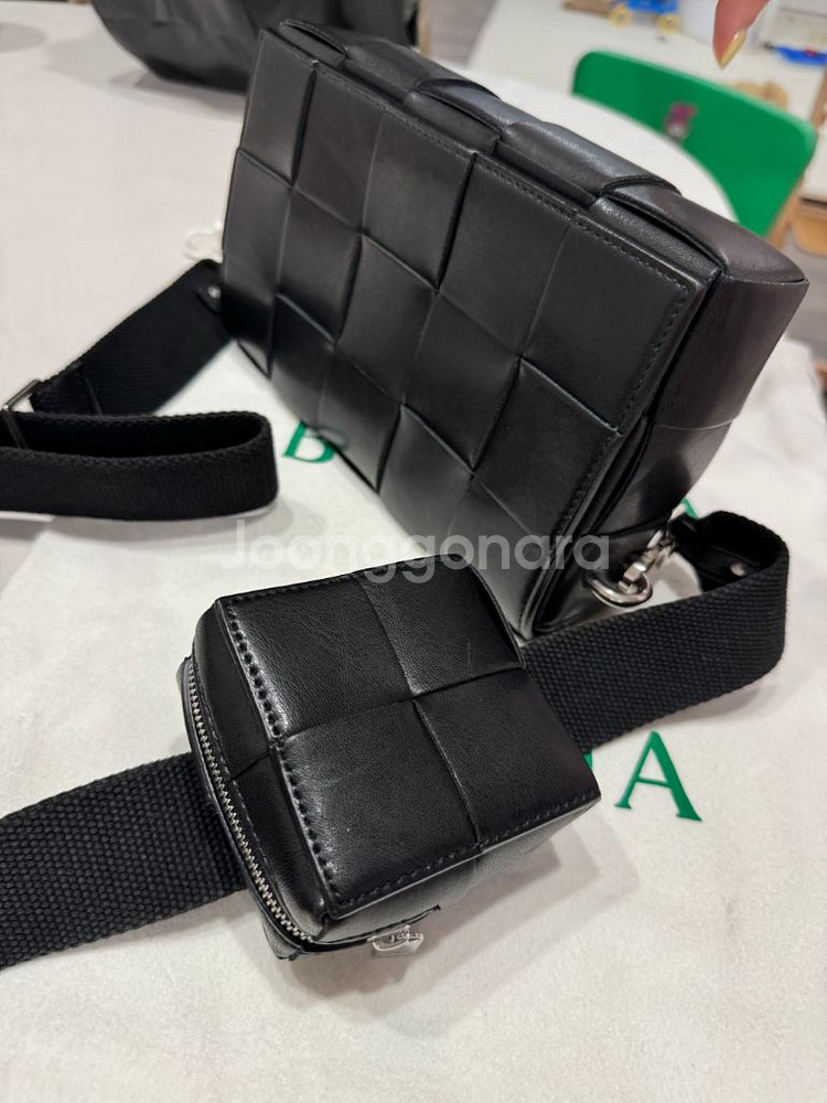 보테가베네타 이서진백 보테가 남자 카세트백--5