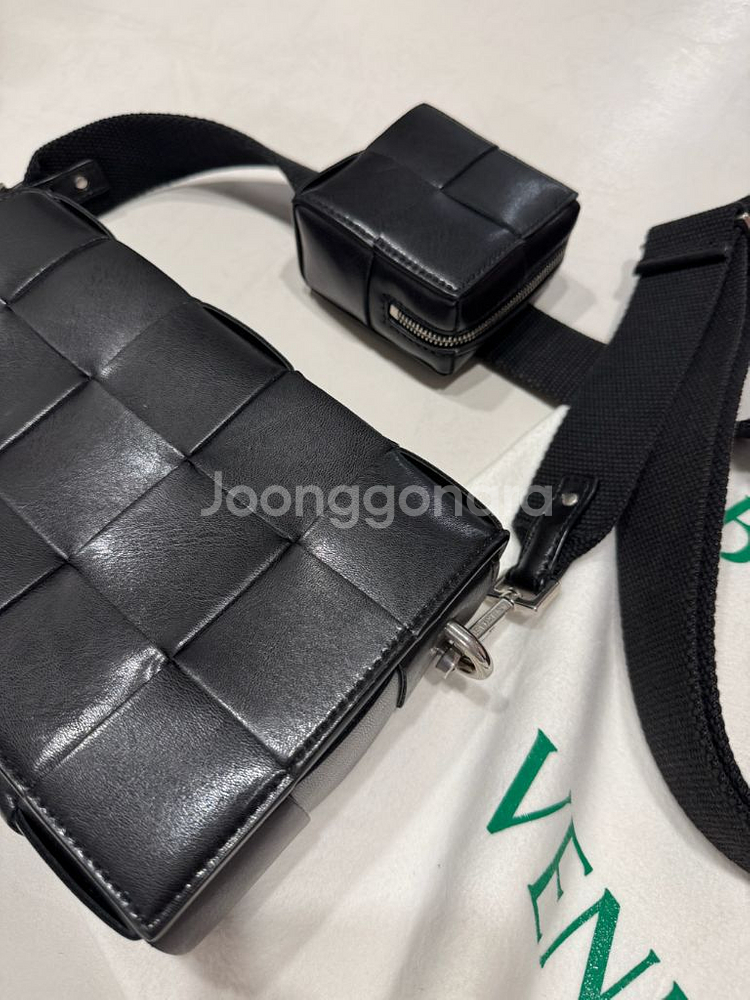 보테가베네타 이서진백 보테가 남자 카세트백--1