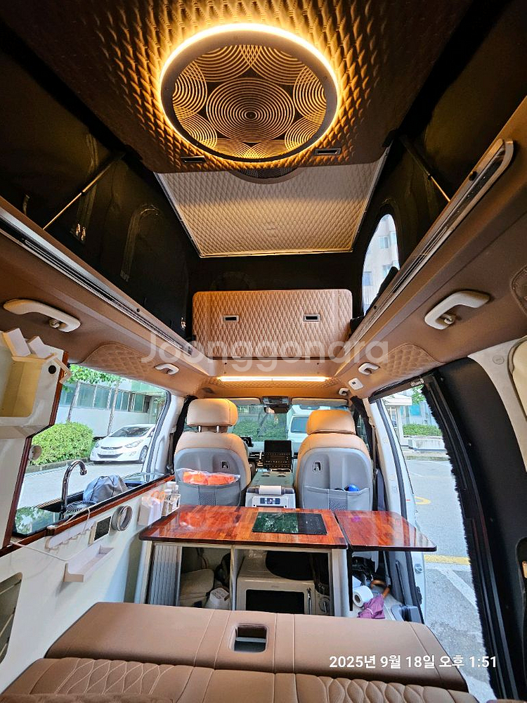 스타리아 마레캠핑카 LPG 9인승 라운지 인스퍼 24년--3