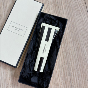 조말론 핸드크림 30ml (잉글리쉬 페어 앤 프리지아)