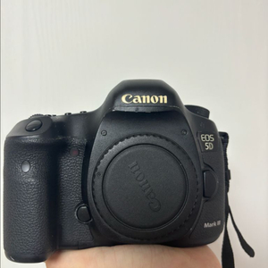 캐논 EOS 5D Mark III 오막삼 팝니다