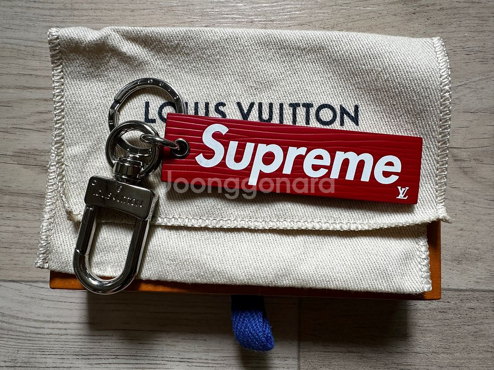 슈프림x루이비통 키링 (백참)--0