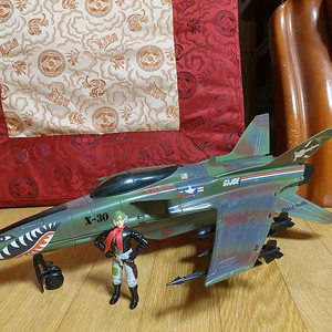 지아이조 x-30 전투기 팝니다