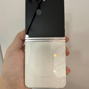 무잔상)갤럭시Z플립5 256GB 크림 106323