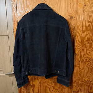 톰포드 스웨이드 자켓 판매 합니다.