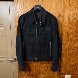 톰포드 스웨이드 자켓 판매 합니다.