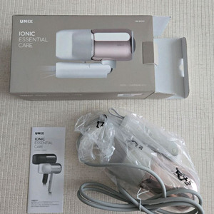 유닉스 헤어드라이기 UN-B3021 새상품