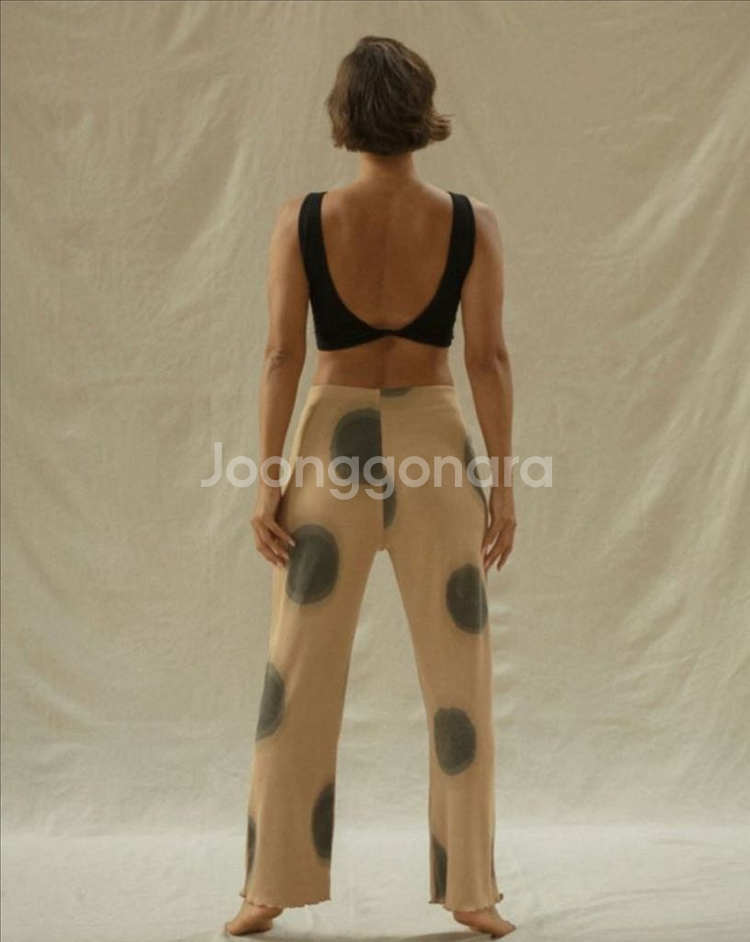 부디무드라 턴크롭탑 블랙 XS--0