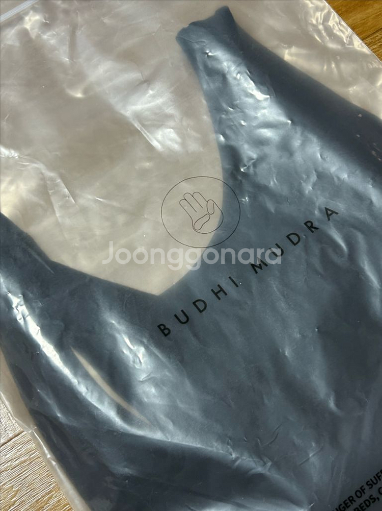 부디무드라 턴크롭탑 블랙 XS--4