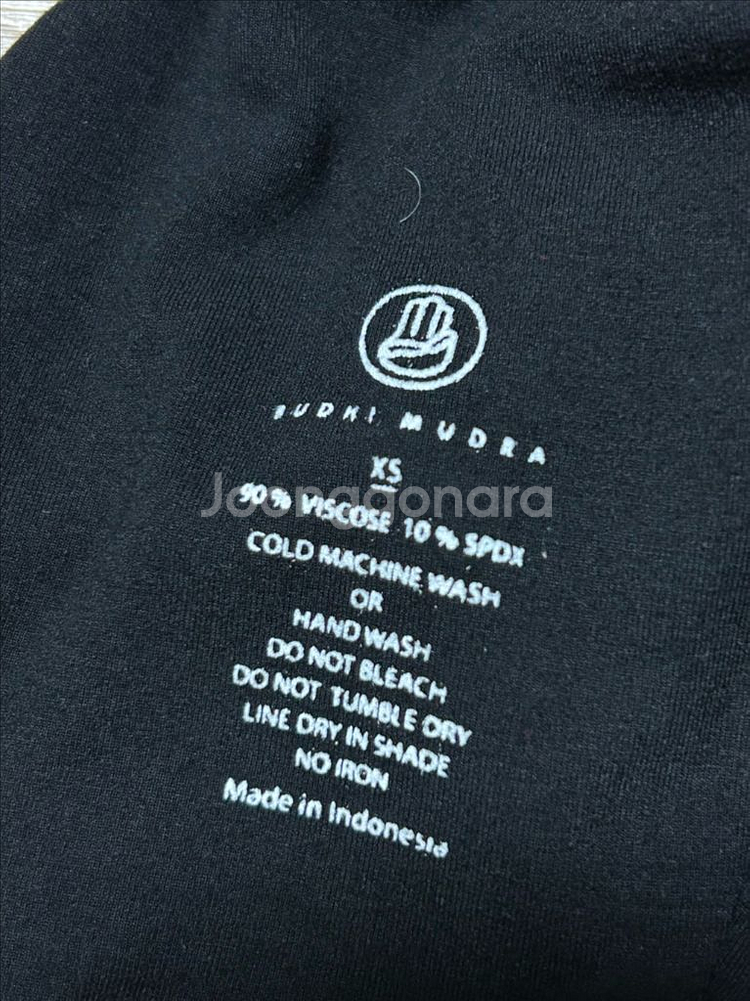 부디무드라 턴크롭탑 블랙 XS--3