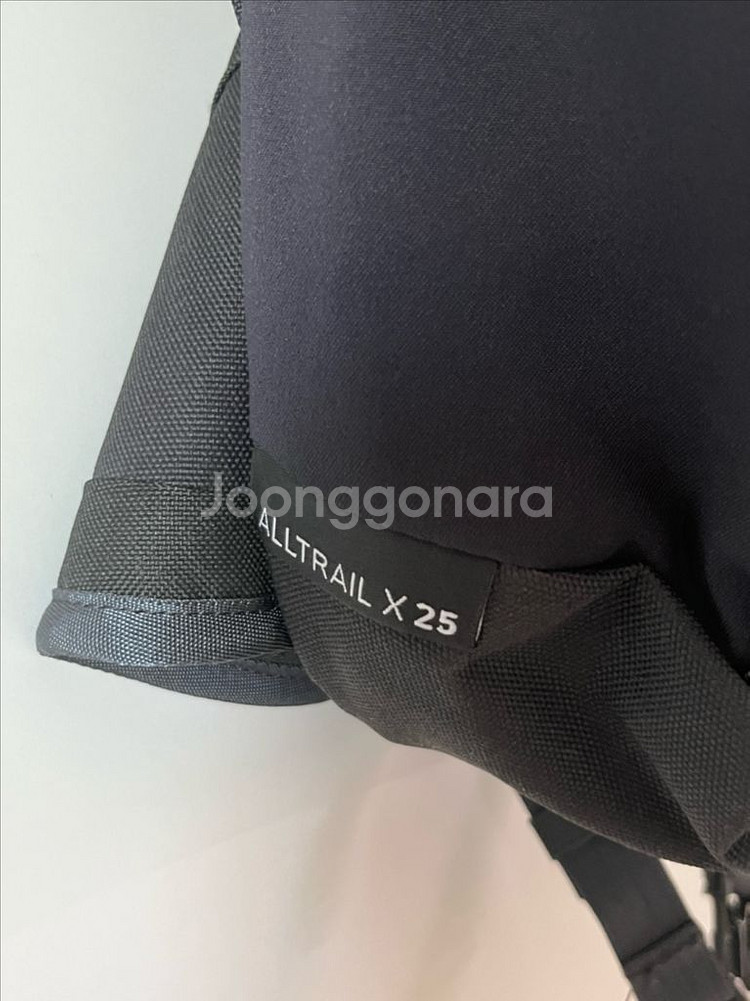 툴레 올트레일 X 25L (옵시디안블랙) 팝니다--2