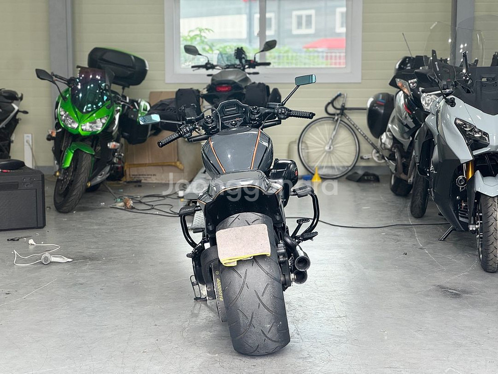 이전등록O 할리FXDR 114 20년식 3만키로 판매중--5