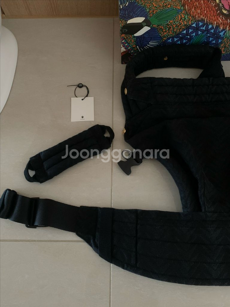 아티포페 아기띠 블랙--1