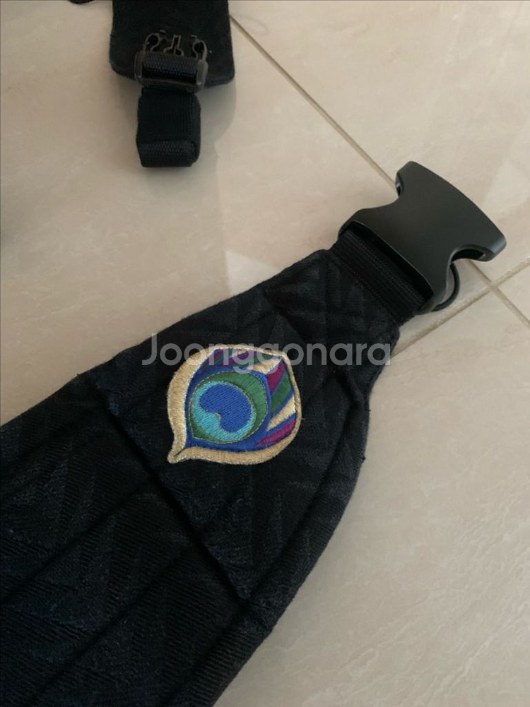 아티포페 아기띠 블랙--3