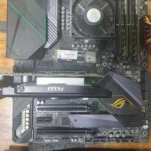 ASUS MAXIMUS XI z390. i5 8500