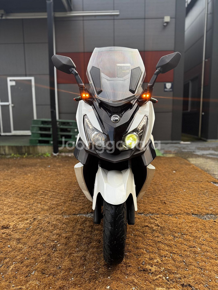SYM 크루심125 21년식 3만km 판매합니다.--2
