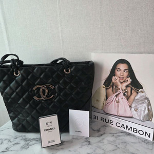 샤넬뷰티 vip gift 빅로고쇼퍼